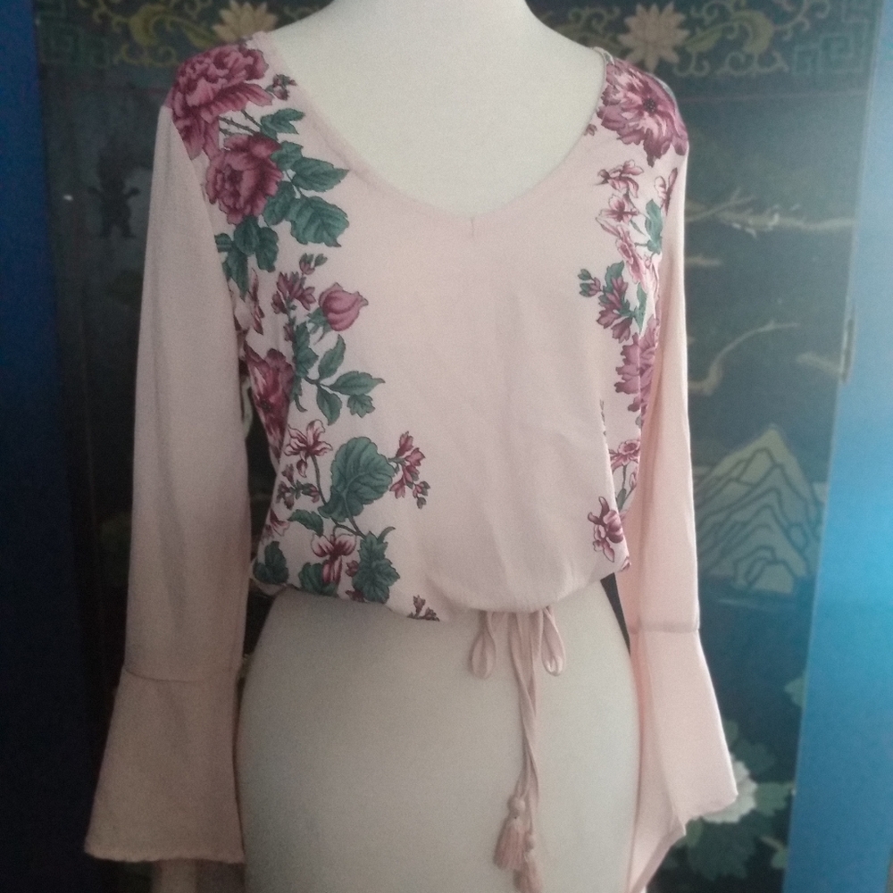 Women's Long Sleeve Crop Top